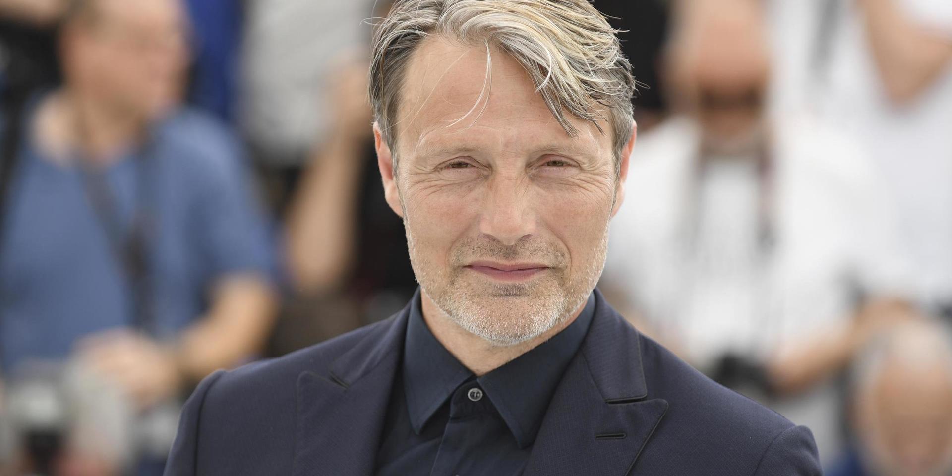Den danske skådespelaren Mads Mikkelsen ersätter Johnny Depp i nästa 'Fantastiska vidunder'-film.