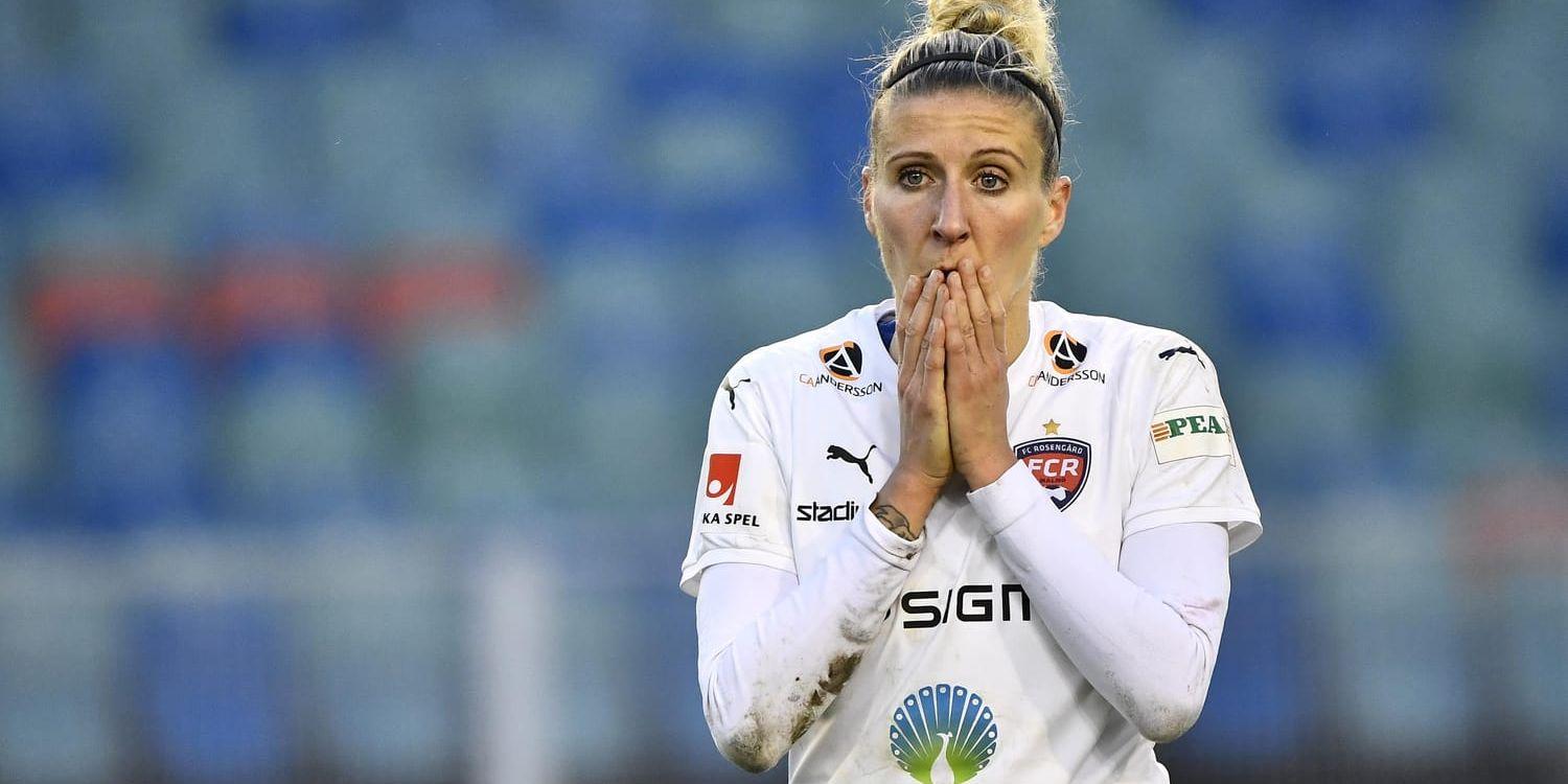 Rosengårdsanfallaren Anja Mittag deppar efter förlusten mot Göteborg i allsvenskans sista omgång. I lördags förlorade Malmöklubben såväl SM-guldet som en plats i nästa säsongs Champions League. Arkivbild.