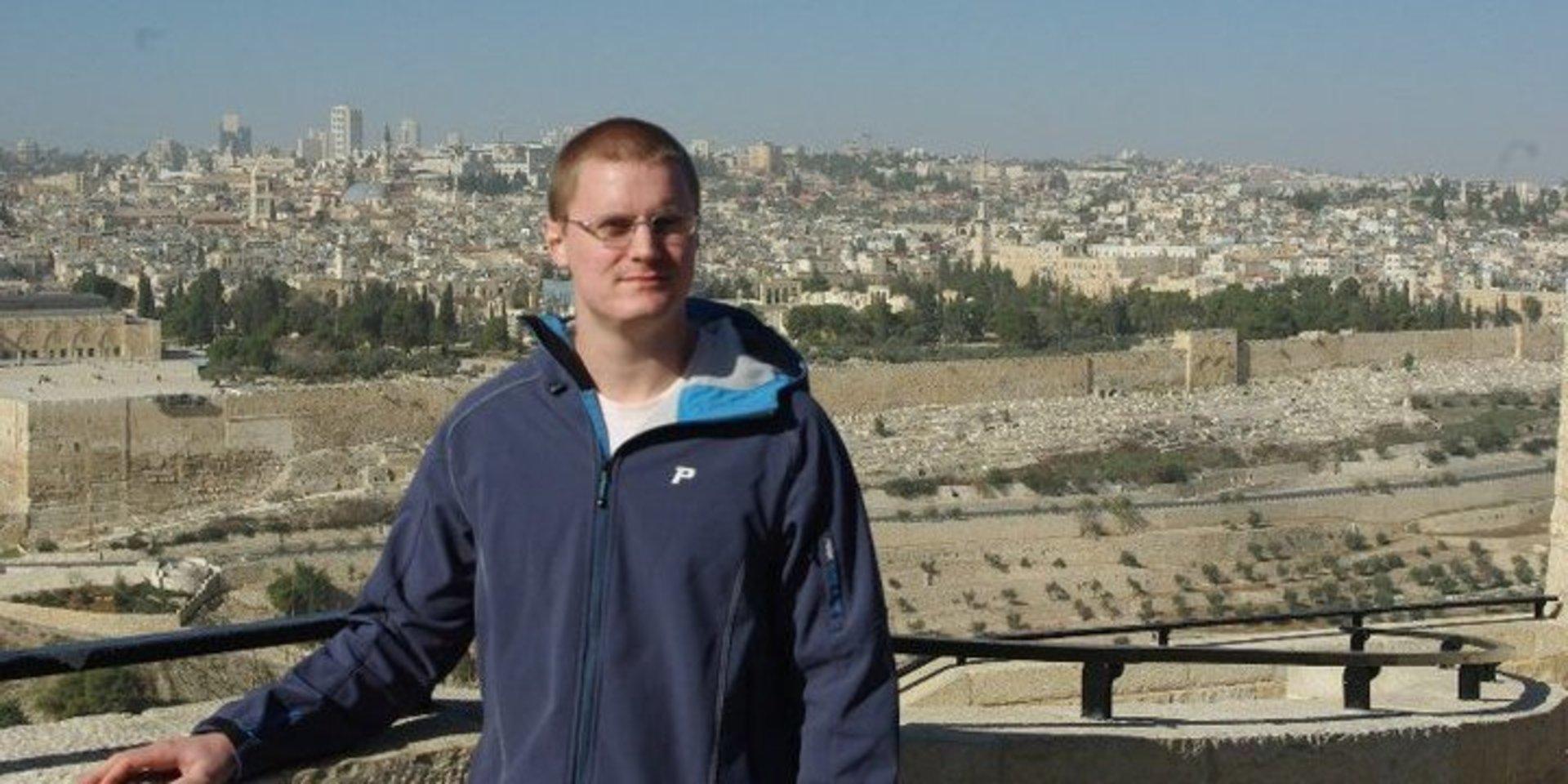 Erik Hellsborn (SD) under en resa till Israel 2011.