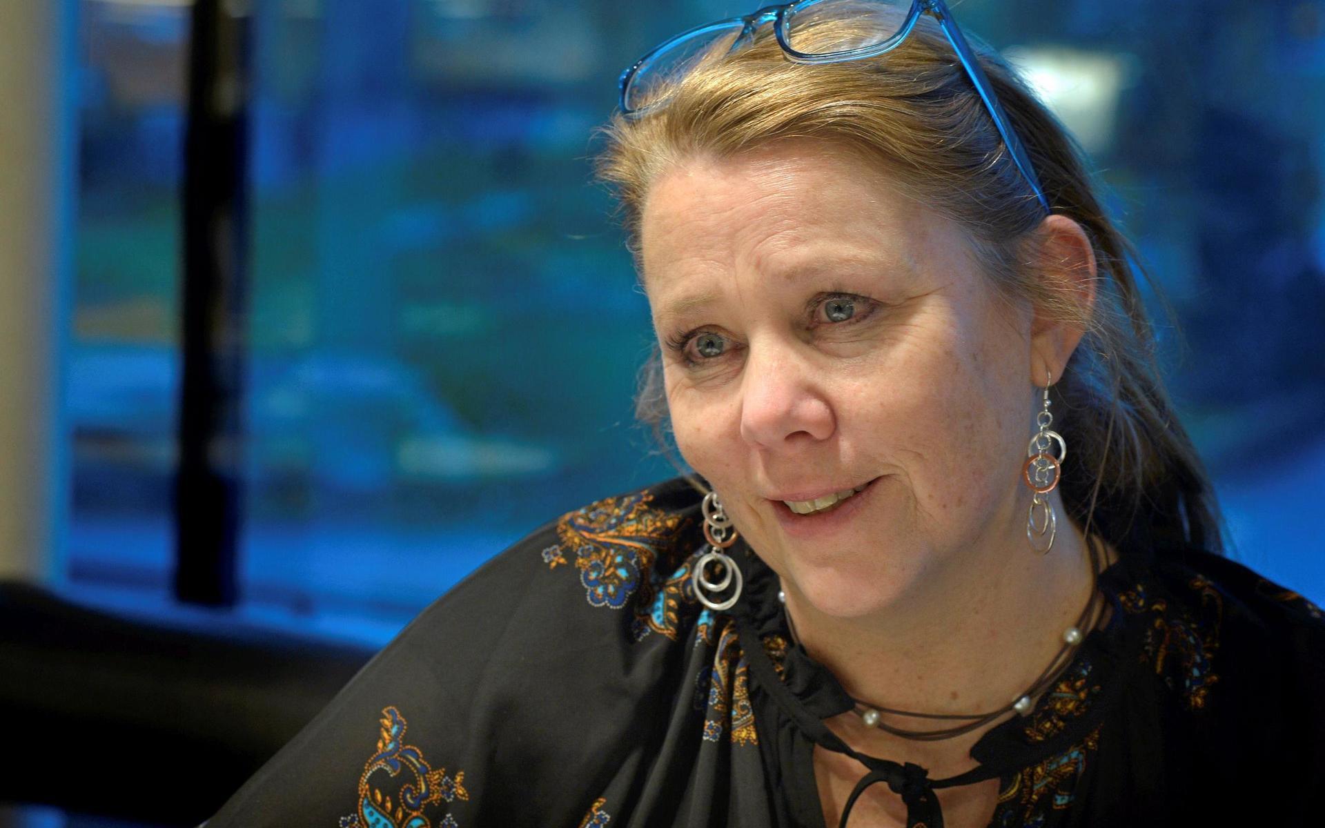 Lena Språng (C) är ordförande i kultur- och fritidsnämnden i Varberg och röstade för att Medley AB ska få driva Varbergs badanläggningar i fem till sju år från september 2021. 