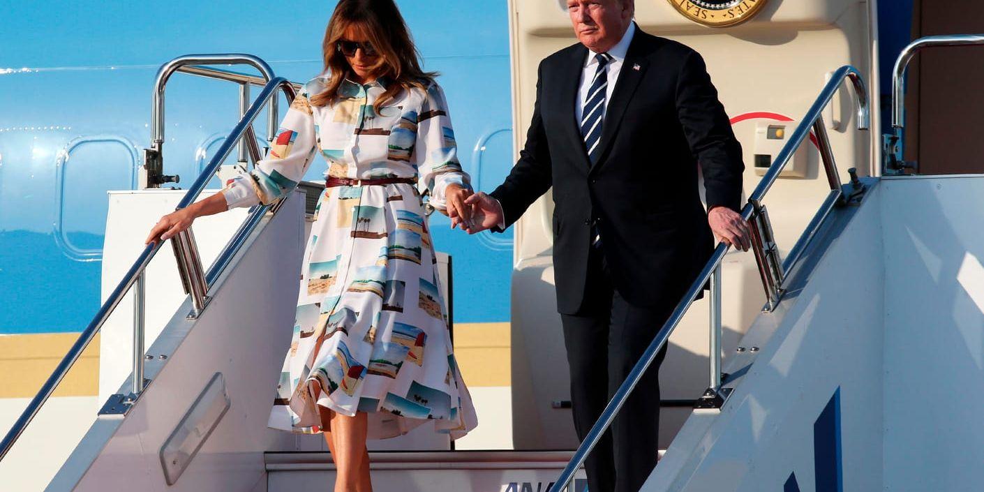 USA:s president Donald Trump och hans hustru Melania Trump anländer till Japan på ett fyra dagar långt statsbesök.
