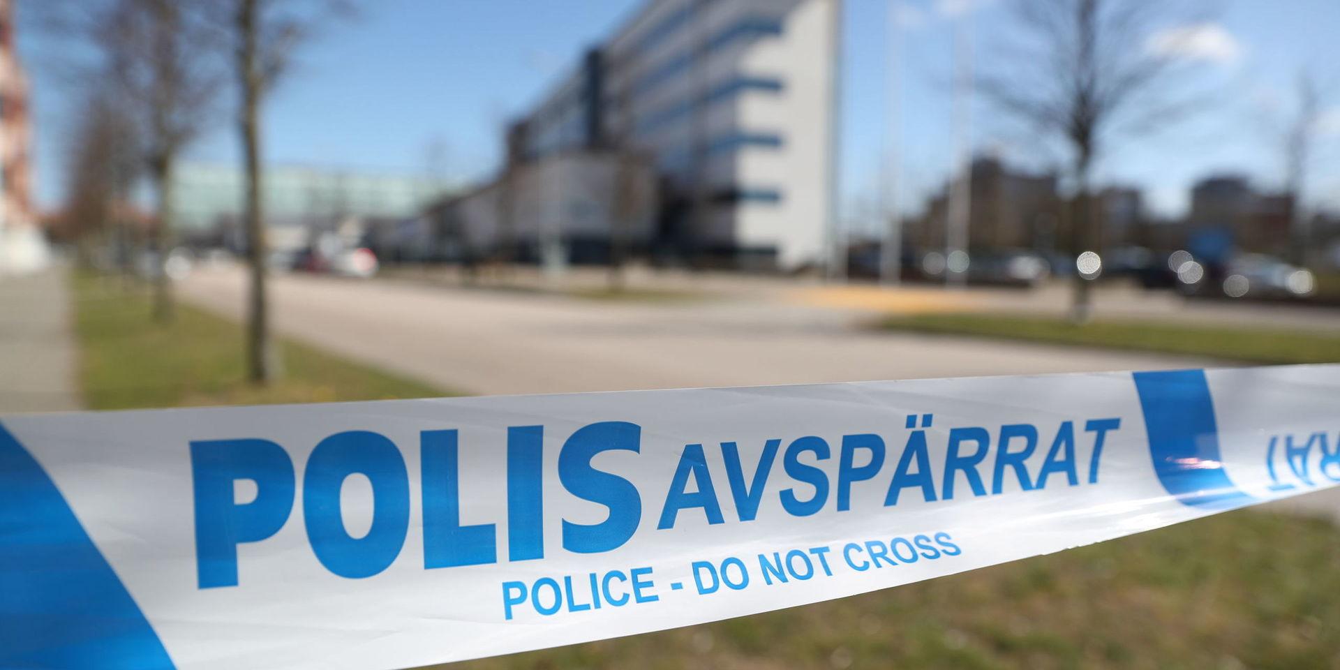 Delar av polishuset i Helsingborg har tidigare varit utrymda sedan ett misstänkt farligt föremål tagits dit av en person som ville lämna hittegods.