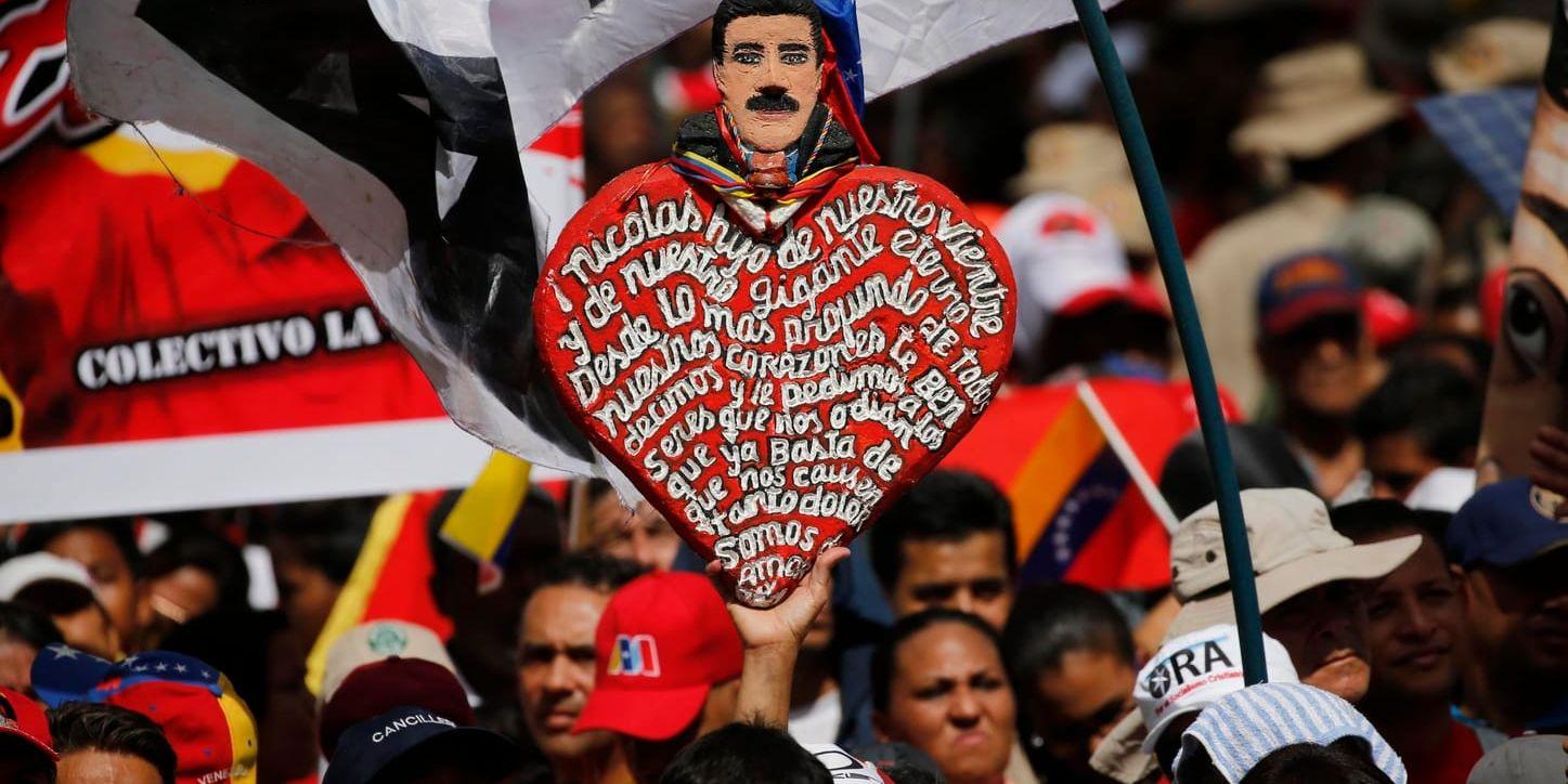 Stöddemonstration i Caracas för president Nicolás Maduro i måndags.