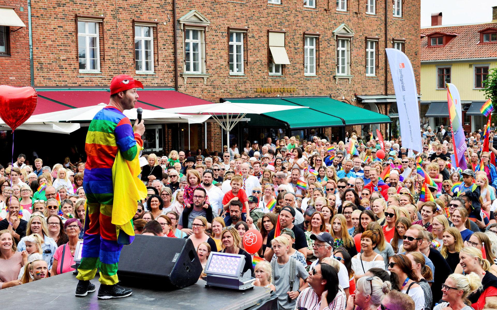 Pride Falkenberg har vissa år lockat 6000 - 7000 personer. I år blir festivalen digital.