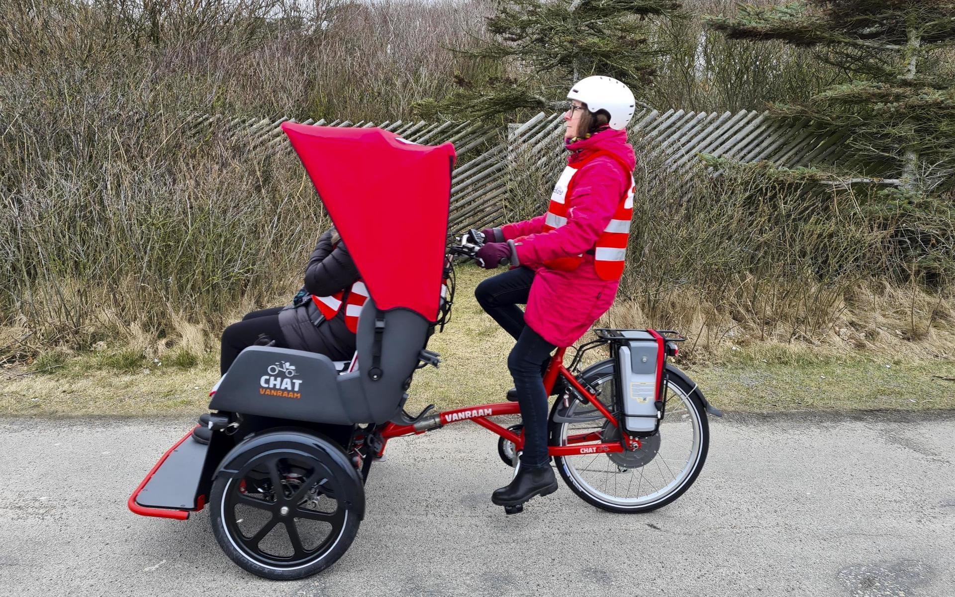 Cykling utan ålder i Varberg. Startar på Östergården. Röda korset.Sedan starten i Danmark 2012 har konceptet Cykling utan ålder spridits till ett 40-tal länder.